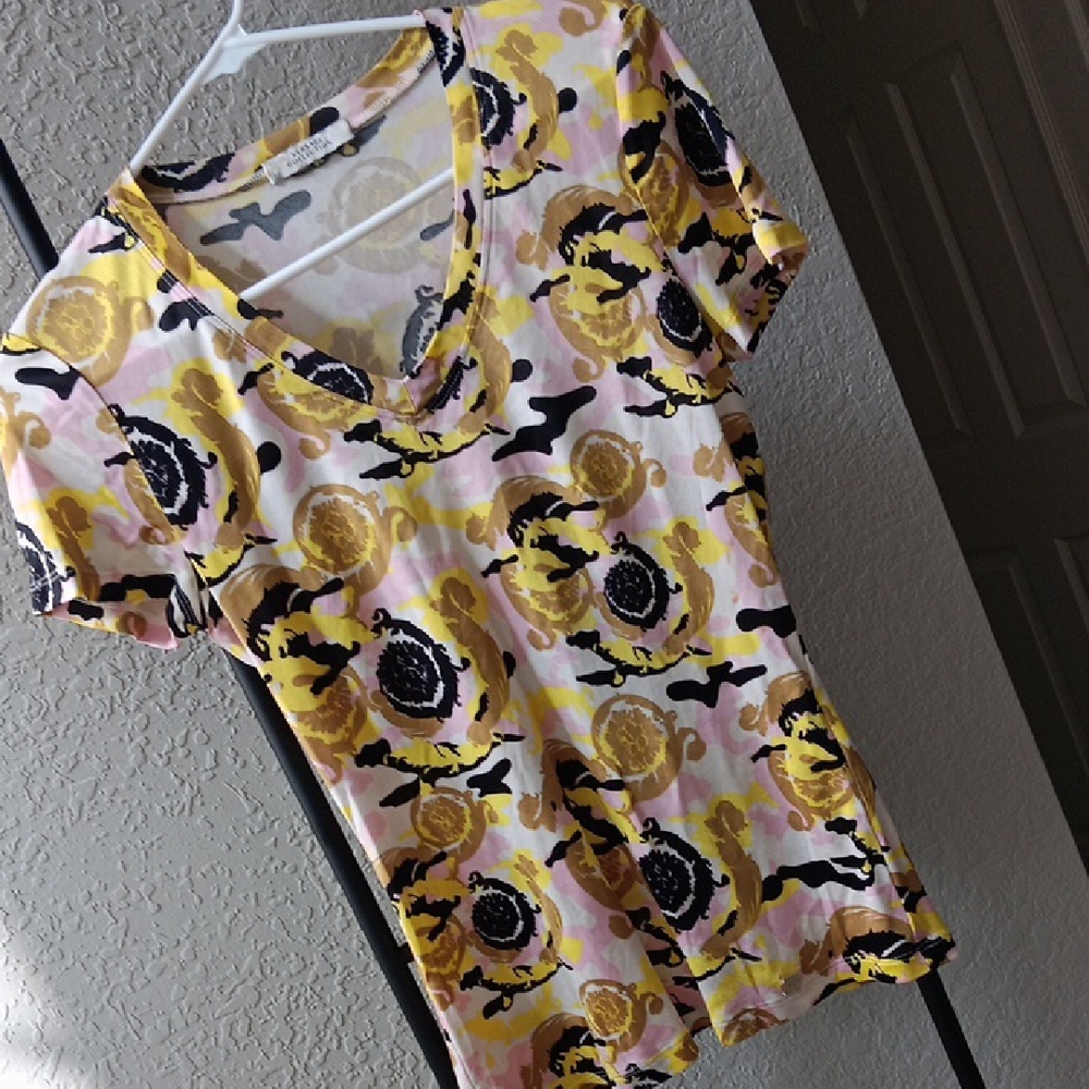 Versace Yellow and Pink Patterned Short Sleeve Top SIZE 40